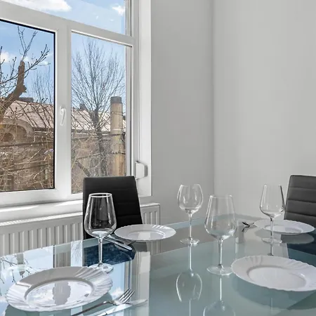 Bright Designer 1br With Balcony & Wifi Bucureşti