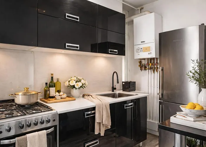 Apartment Bright Designer 1br With Balcony & Wifi