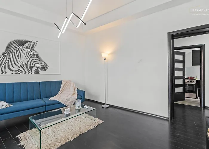 Bright Designer 1br With Balcony & Wifi Apartament *