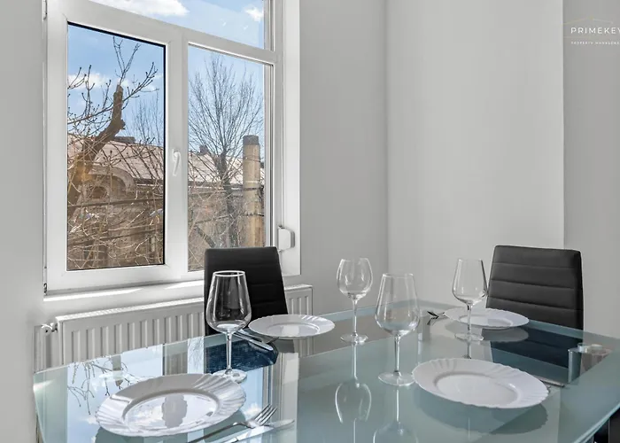 Bright Designer 1br With Balcony & Wifi Bucharest