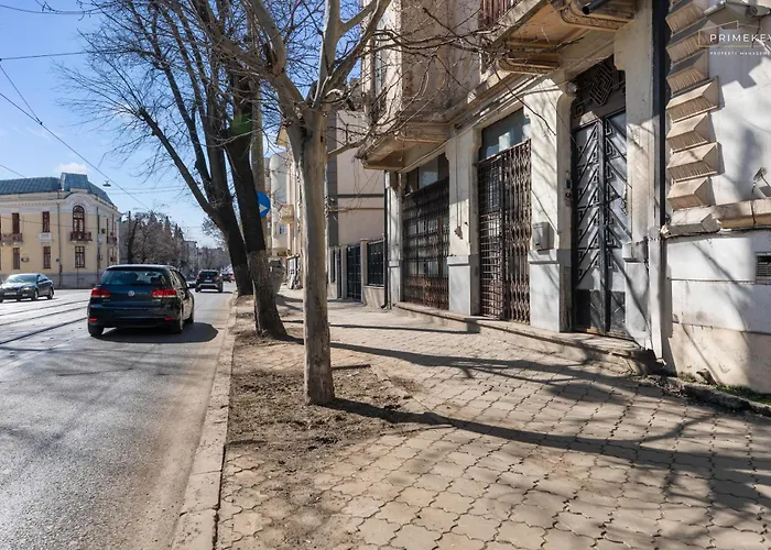 Bright Designer 1br With Balcony & Wifi Apartament